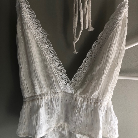 White lace tank top! - Picture 1 of 6